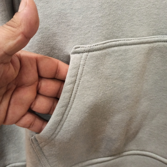 Carhartt women's Clarksburg Pullover Sweatshirt hoodie. Size small - Picture 8 of 16